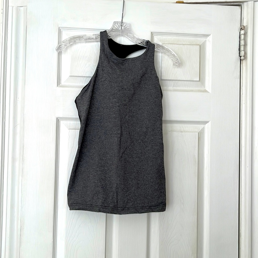Lululemon tank with built in bra